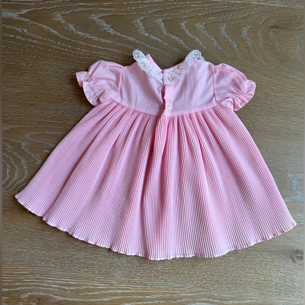 Roanna Baby girls size 9 Mos pleated pink Vintage dress Lace‎ collar cottagecore - Picture 2 of 8